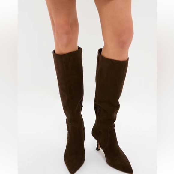 Tuckernuck black suede pointed toe Mira boots size 9 new heeled boots - Picture 3 of 11